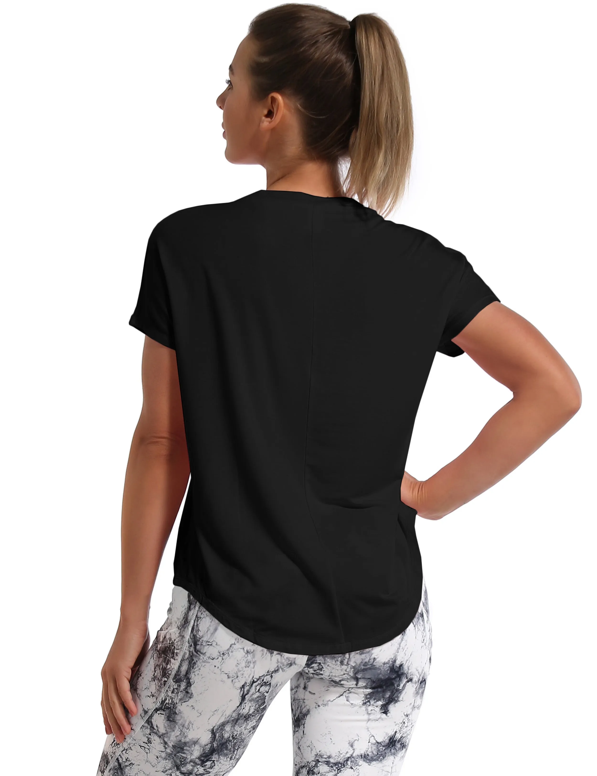 Hip Length Short Sleeve Shirt black_Jogging